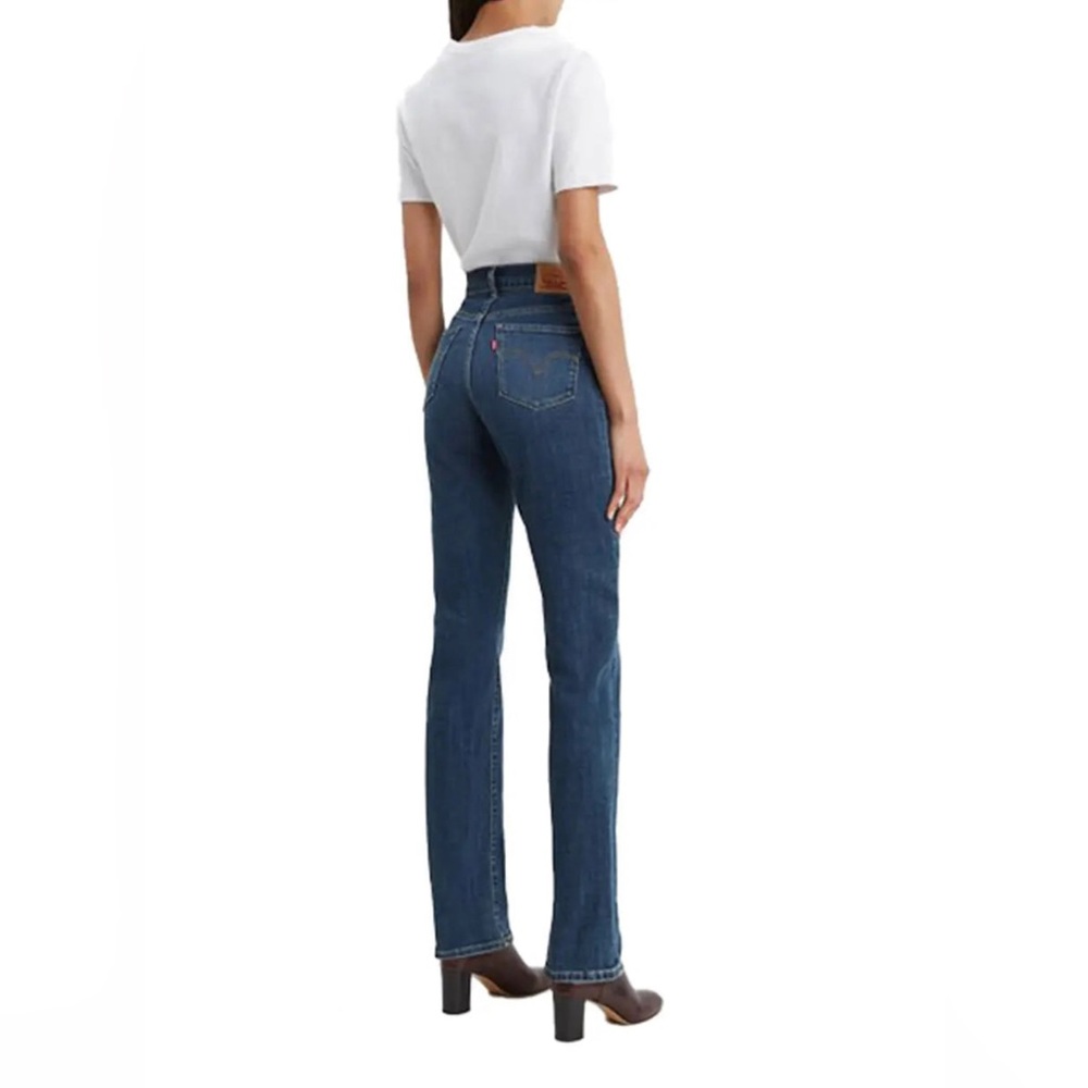 Women’s Levi’s Classic Straight Jeans - Size 14
